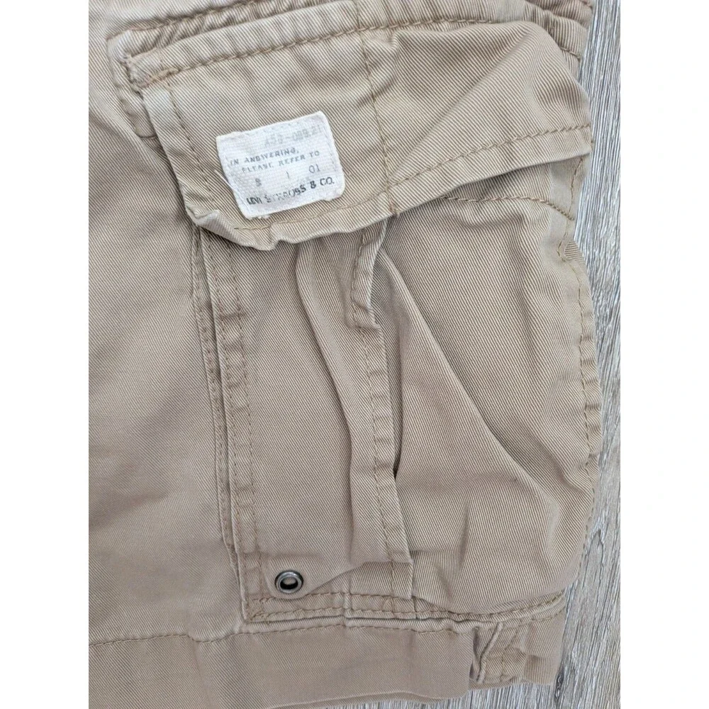 Vintage Y2K Levis Cargo Shorts Khaki Waist 36 100% Cotton